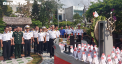 Xúc động lễ tưởng niệm 64 anh hùng hy sinh thân mình bảo vệ đảo Gạc Ma