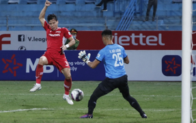 Quế Ngọc Hải ghi bàn đầu tiên tại V-League 2021