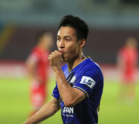 Vòng 3 V-League: HAGL bứt phá cùng Kiatisak, Hà Nội FC trỗi dậy