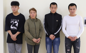 Hành hung công an rồi livestream trên mạng, 4 người cùng gia đình bị khởi tố