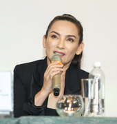 Phi Nhung: ‘Tôi và Mạnh Quỳnh chưa bao giờ nguội’