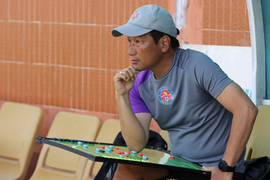 HLV Sài Gòn FC tính kế bắt chết Lee Nguyễn, quyết không thua TP.HCM