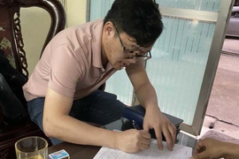 Uống rượu cây anh túc, tài xế bị phát hiện dương tính với ma túy