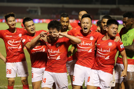 Lee Nguyễn ghi bàn phút 99, CLB TP.HCM thắng kịch tính Sài Gòn FC 