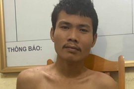 Hơn 50 cảnh sát truy bắt kẻ giết người ở lán lấy mật ong