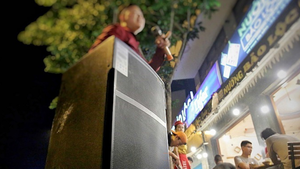 Video: Hát karaoke gây ồn ào sẽ bị xử phạt bao nhiêu?