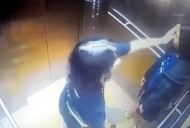 Hình ảnh cuối cùng của 2 cô gái trẻ trước khi rơi lầu chung cư ở TP.HCM