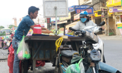 CSGT TP.HCM xử lý xe 'thây ma': Người lao động tìm cách lách, lo sợ mất xe
