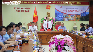  'Chuyển đổi số - Xu hướng tất yếu của sự phát triển'