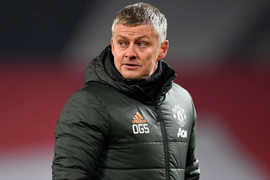 Tan mộng vô địch FA Cup, Solskjaer đau đáu tìm danh hiệu cứu tương lai ở Man Utd