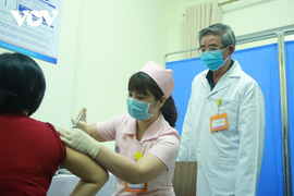 Thêm 15 tình nguyện viên tiêm vaccine COVID-19 thứ 2 của Việt Nam