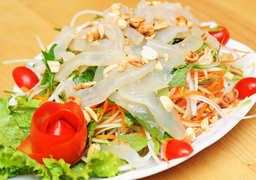 Món ngon mỗi ngày: Cách làm nộm sứa giòn, mát