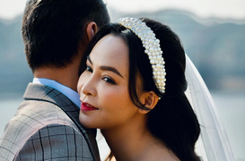 Quán quân Duyên dáng Bolero Trần Mỹ Ngọc khoe ảnh cưới 