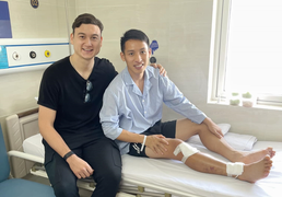 Đặng Văn Lâm về Việt Nam, vào viện thăm Hùng Dũng