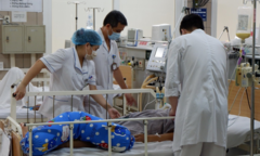 Kom Tum: 4 người nhập viện nghi ngộ độc botulinum