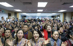 Vì sao Hội Chữ thập đỏ TP Hà Nội giải thể CLB Tình Người?