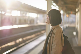 Đừng vì vài câu nói của người khác mà vội thương thầm nhớ trộm rồi tự u sầu