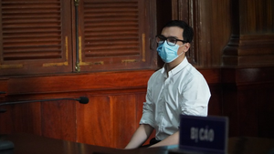 Nam tiếp viên hàng không Vietnam Airlines làm lây lan COVID-19 hưởng án treo