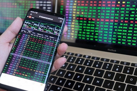 Chứng khoán tuần 4 – 8/10: Sóng tăng mịt mờ, áp lực giảm giá