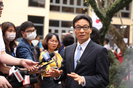 'Tôi là Phó Thủ tướng nhưng trước hết và mãi mãi là một người dân Việt Nam'