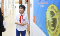 Nam sinh 10 tuổi thi hùng biện quốc tế kêu gọi xây trường học vùng cao