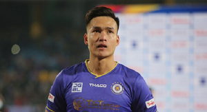 Trưởng ban trọng tài: Bùi Hoàng Việt Anh phải nhận thẻ đỏ