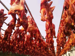 Gà hong gió - đặc sản Tây Tạng: Ăn rất ngon nhưng cách làm thì vô cùng tàn nhẫn