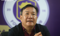 HLV Hoàng Văn Phúc: 'Hà Nội FC tiếp tục bám đuổi, đua vô địch'