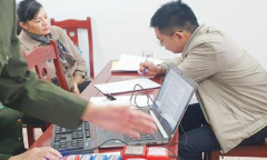 Khởi tố 'bà trùm' lập 3 công ty mua bán trái phép hóa đơn gần 300 tỷ đồng