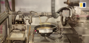 Video: Tham quan cửa hàng ẩm thực với robot làm bếp trưởng ở Trung Quốc