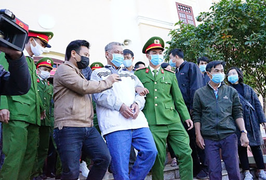 Sáng nay, xét xử đường dây xăng giả của 'đại gia' Trịnh Sướng