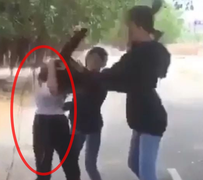 Nữ sinh lớp 8 bị đánh hội đồng dã man: Phòng GD&ĐT huyện nói gì?