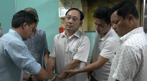 Khởi tố vụ án Giám đốc bệnh viện Cai Lậy nghi liên quan giết người