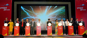 Bay từ Thanh Hoá, Nha Trang, Đà Lạt, Huế, Cần Thơ tới Phú Quốc đón hè sôi động