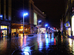 Đèn đường xanh dương thật sự có thể giúp người ta ngừng tự sát và phạm tội?