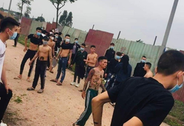 Bị phạt 7,5 triệu đồng vì lên Facebook xuyên tạc 'công lý chỉ là nghệ sĩ hài'