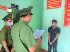 Khởi tố kẻ nhận 25 triệu đồng đưa 9 người Trung Quốc vào Quảng Bình trái phép