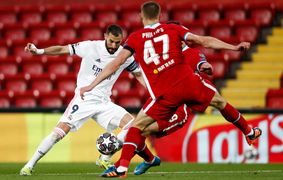 Kết quả Champions League: Cầm hòa Liverpool, Real Madrid vào bán kết