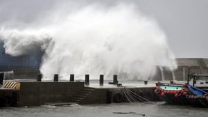 Sẵn sàng ứng phó siêu bão Surigae giật trên cấp 17 gần Biển Đông