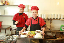 Bún chả Sinh Từ món ngon bình dị mà sang trọng của người Việt Nam