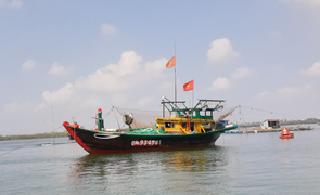 Bất chấp Luật Hải cảnh, lệnh cấm phi pháp của TQ, ngư dân quyết bám đảo Hoàng Sa