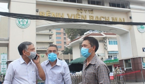 Bác sĩ Bệnh viện Bạch Mai nghỉ việc do áp lực khi tự chủ? 