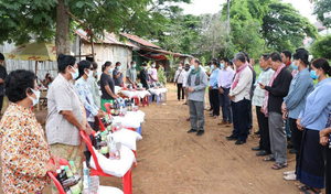 Campuchia hỗ trợ tiền mặt cho người dân bị COVID-19 ảnh hưởng