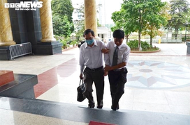 Video: Cựu Bộ trưởng Vũ Huy Hoàng lần thứ 3 hầu tòa