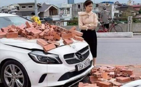 Chủ Mercedes không bắt đền, CSGT vẫn cần phạt tài xế xe chở gạch