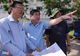 Chủ tịch TP.HCM khảo sát rạch Xuyên Tâm