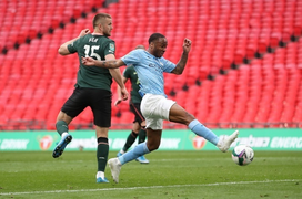 Đánh bại Tottenham, Man City vô địch Cúp Liên đoàn Anh