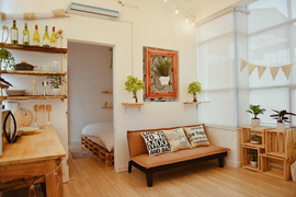 Cô gái tự sửa nhà kho cũ thành căn phòng hệt homestay, ngập góc 'sống ảo' xịn sò