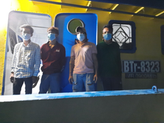 Biên phòng dùng xuồng cao tốc chặn bắt 2 sà lan vào Phú Quốc