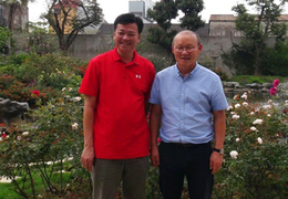 HLV Park Hang Seo chúc mừng CLB Hải Phòng có chủ tịch mới